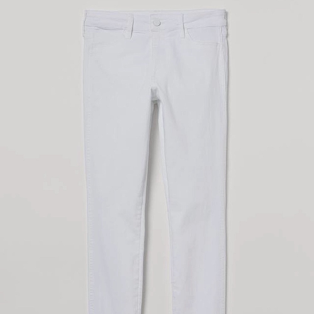 White  skinny jeans/ jeggings